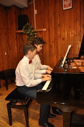 II Międzyszkolny Konkurs Zespołów Fortepianowych „Na 4 ręce i więcej”